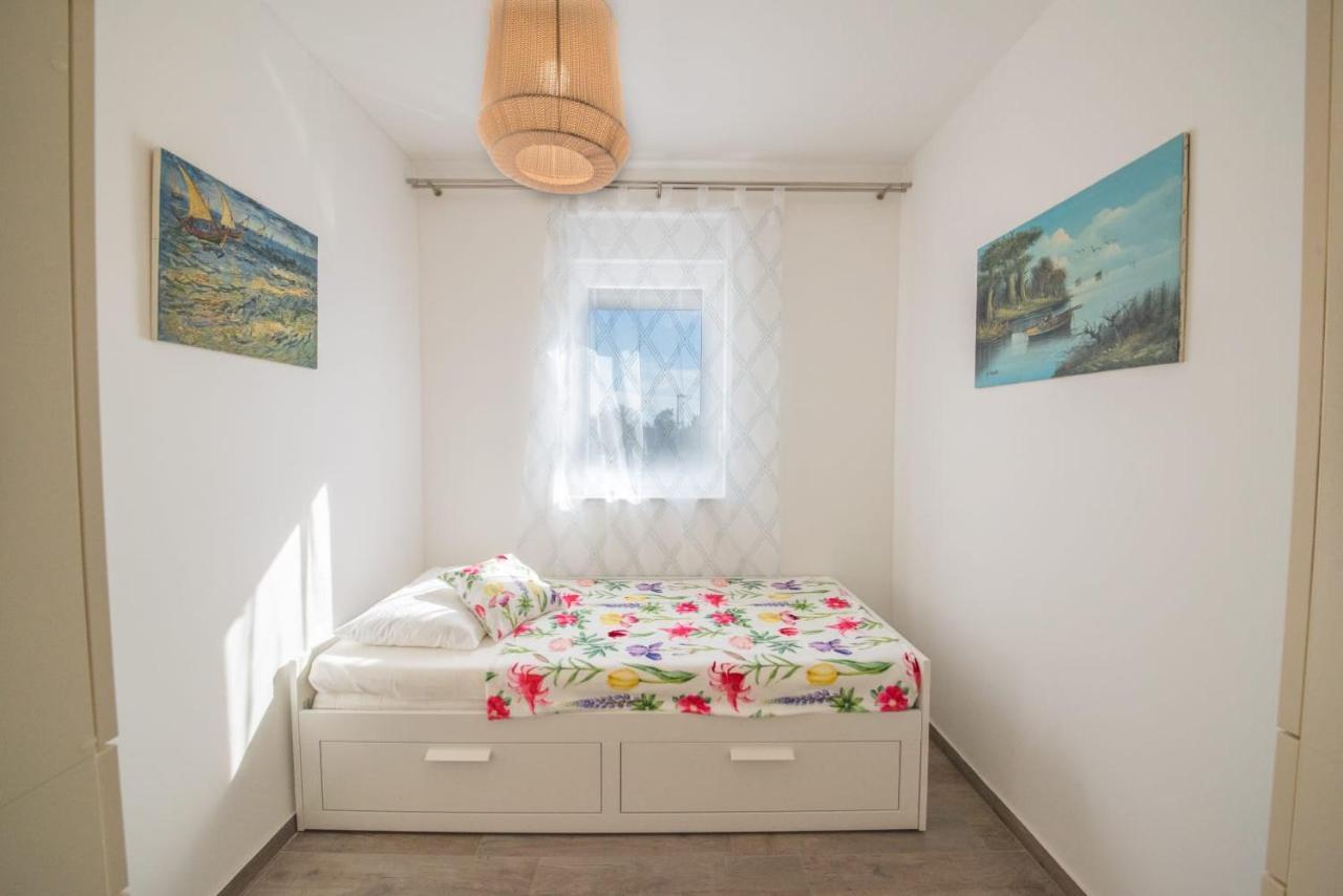Apartman Pau Nin Exterior photo